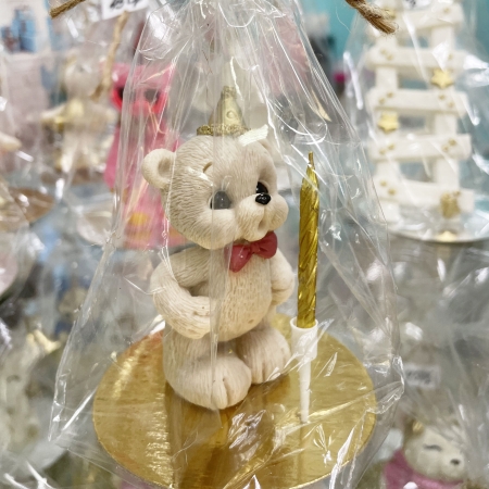 Фигурка из шоколадной глазури "Мишка со свечкой" золотой