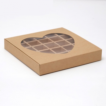 Коробка на 25 конфет Сердце крафт 